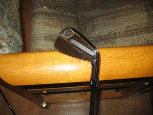 slightly used Wilson Staff Model Forged 7 iron Mens KBS Steel Stiff RH Demo +1/2 - Picture 1 of 6