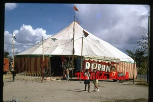 Hermosillo Mexico Duran Circus Zelt LKW junge Mädchen 1969 Kodachrome Rutsche - Bild 1 von 1