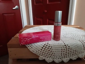 Brillo labial Mary Kay Signature Nourishine rosa coral #009431 - 0,27 oz fl - nuevo - Imagen 1 de 7