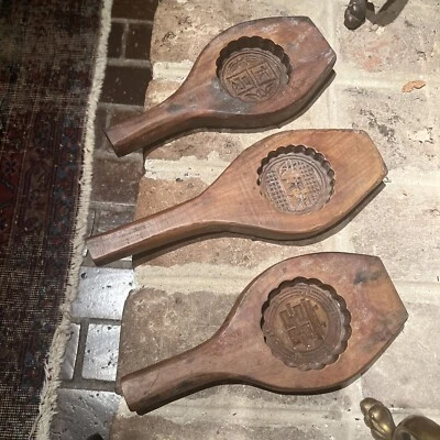 Антикварные подлинные китайские формы ручной резьбы по тиковому дереву набор из 3 - Изображение 1 из 4