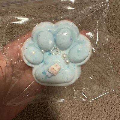 Hecho a mano garra de gato azul blando alivio del estrés juguete squishies Foto 1 de 2