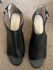 Womans Adrienne Vittadini Black Open Toe Shoes - Size 10M - Picture 1 of 3