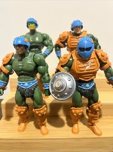 2010 MOTU Classics Masters Of The Universe Eternian Palace Guards Lot Of 4 - Bild 1 von 11