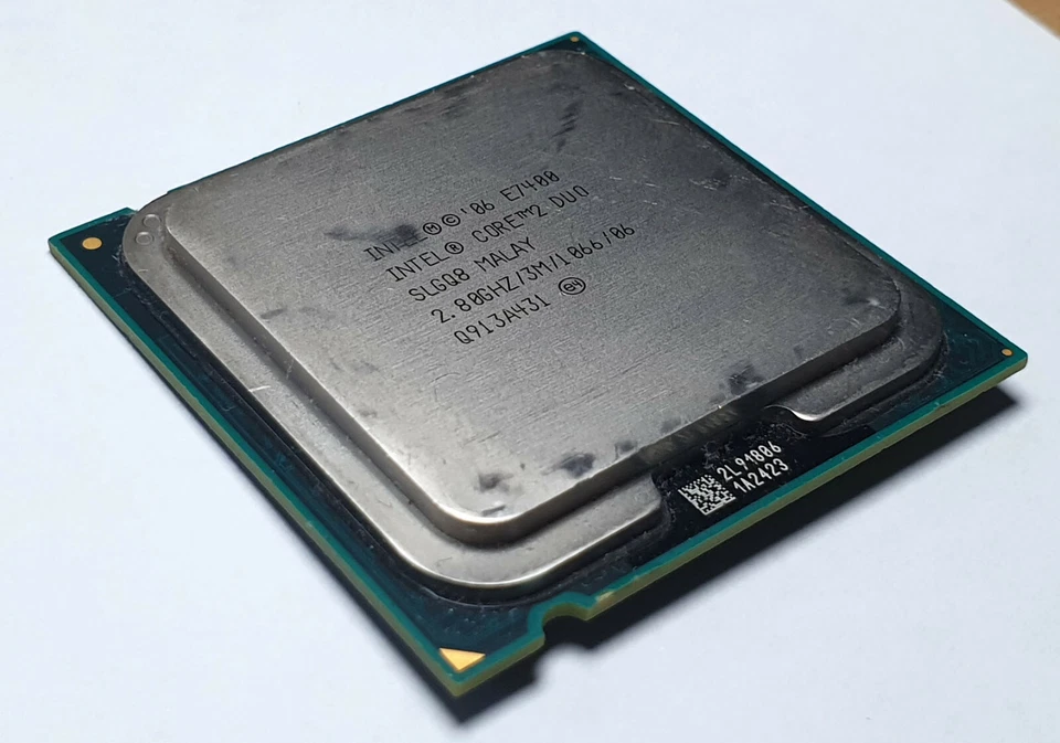 Intel Core 2 Duo E7400 2.8 GHz 2.80GHZ/3M/1066, SLGQ8 Socket 775 - Image 1 of 1