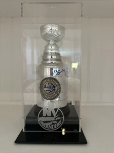 BUTCH GORING Signed Autograph 1981 NY Islanders 8” STANLEY CUP & DISPLAY CASE - Picture 1 of 7