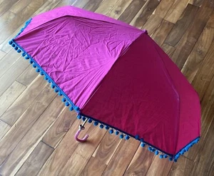 Bombay Duck Retracting Fuchsia Pink Pom Pom Trim Umbrella - Picture 1 of 6