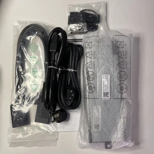 Kit de hardware de cable de alimentación para reproductor de señalización digital SBB-SNOWJMU/GO BN94-13822A - Imagen 1 de 3