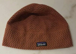 Patagonia R1 Air Unisex Beanie - Potters Red - NWOT - Picture 1 of 2