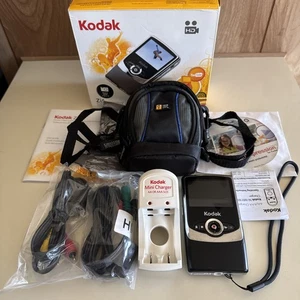 Nueva cámara de video de bolsillo Kodak Zi6 de alta definición en negro - Paquete de pantalla de 2,4" - Imagen 1 de 16