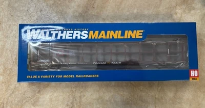 Walthers Mainline 910-8204 HO Scale 89' Flatcar w/Tri-Level Auto Rack Chicago - Image 1 of 3