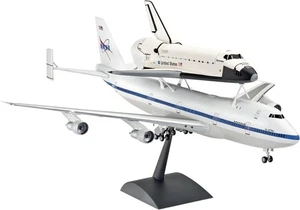 Pro Built model Boeing 747 SCA and Space Shuttle discovery Nasa 1/144 -pre order - Foto 1 di 8