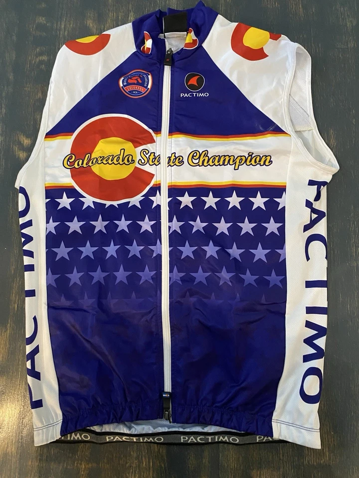 Pactimo Cycling Wind Vest Colorado State Champion Medium Full Zip Front - Image 1 of 4