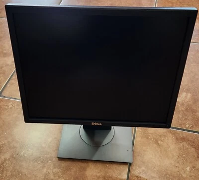 Dell P1917s 19" IPS LED Monitor w/4-Port Hub USB 3.0 HDMI VGA DP P1917S - Image 1 of 4