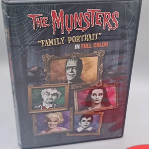 The Munsters - Family Portrait (DVD, 2008) In Full Color ~Very Good - Imagen 1 de 3
