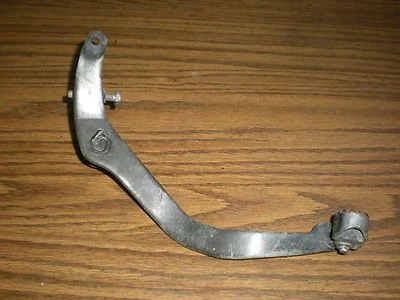 PALANCA PIE FRENO TRASERO 1980 YAMAHA TT250 TT 250 79 80 81 82 Foto 1 de 3