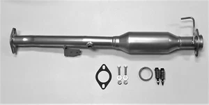 1999 2000 2001 2002 2003 2004 2005 Suzuki Grand Vitara 2.5L Catalytic Converter - Picture 1 of 1