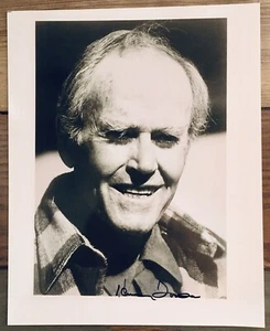 Henry Fonda Signed 8X10 Glossy Photo On Golden Pond Movie Actor No COA - Picture 1 of 12