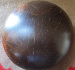 ANTIQUE HAND CARVED LIGNUM VITAE ROUND PAPERWEIGHT - Picture 1 of 8