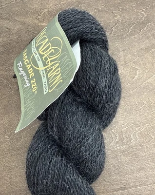Cascade 220 Fingering 100% Peruvian Highland Wool Yarn Gray 4002 1 Skein 50g - Image 1 of 4