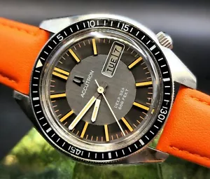 Vintage ACCUTRON "Deep Sea" 666 Feet Jumbo 1960's Men's Watch W/ Day & Date !! - Picture 1 of 2