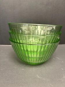 VTG Pyrex Green Ribbed 6 Cup Mixing Serving Bowl 7402-S-Selling per bowl - Picture 1 of 3