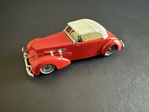 Matchbox Models of Yesteryears YY18 1937 Cord Model 812 Supercharged Convertible - Picture 1 of 5
