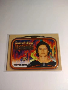2022-23 Upper Deck Serie 2 - Lonchera Leyendas Trevor Zegras #LB-2 - Imagen 1 de 2
