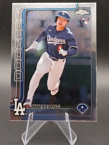 2025 Topps Chrome #152 Hyeseong Kim RC Rookie Card Los Angeles Dodgers - Picture 1 of 2