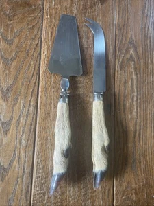 Taxidermy Deer Foot Cheese Knives French - Picture 1 of 4