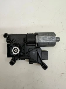 BOSCH 0 390 200 072 WAGON VELUM CEM01 MOTOR UNIT 3 000 020 792 12V #1137328236 - Picture 1 of 4