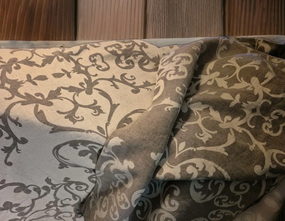  Villa King Medallion Duvet Cover 2 Shams Gray 50%Linen. 50% Cotton EUC - Image 1 of 4