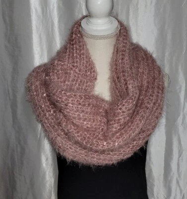 Betsey Johnson Chunky Knit Jeweled Cowl Loop Muffler Snood Scarf Pink New NWT - Image 1 of 4