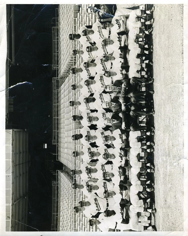 1965 Senators Gil Hodges Etc Signed By 32 Jsa 8x10 Photo Authentic Autograph - Image 1 of 1