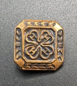 Vintage 4H Club Agriculture Lapel Pin Original Metal .5 inch Pin Pinback c1960 - Picture 1 of 3