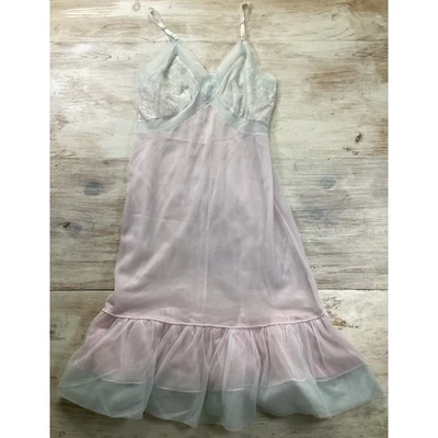 Vestido sin tirantes vintage de nailon de los años 50 rosa y azul con ribete de encaje lencería talla 34 Foto 1 de 4