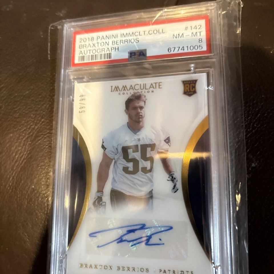 BRAXTON BERRIOS 2018 PANINI IMMACULATE AUTO RC /99 Patriots New York Jets - Image 1 of 3