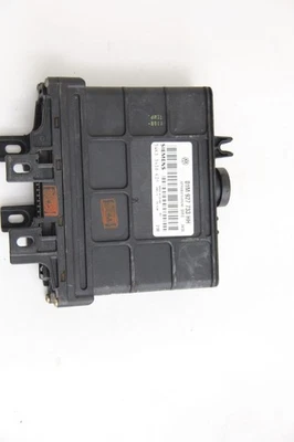 Centralina cambio VW BORA Variant 01M927733HH 2.3 110 KW 150 CV benzina 01-2000 - Immagine 1 di 3