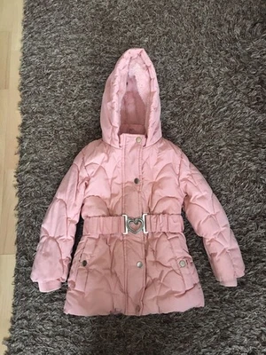 Girls 2-3 years primark pink puffer coat jacket with hood and belt - Image 1 of 4