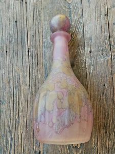 HAND PAINTED NOUVEAU ART GLASS RUEVEN FROSTED DECANTER w/ STOPPER PURPLE & PINK - Picture 1 of 10