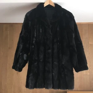 Saga Nerz Pelzmantel weich dicke Ärmel top lang Japan Größe 13 - Bild 1 von 3