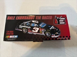 Franklin Mint Dale Earnhardt GM Goodwrench #3 Wind Up Tin Racer 1/24 Open Box - Picture 1 of 9