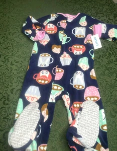 Neu mit Etikett 4 Katzen Cupcakes heißer Kakao Tee Tassen Schlafanzug Pyjama Carters Union Anzug Kätzchen - Bild 1 von 5