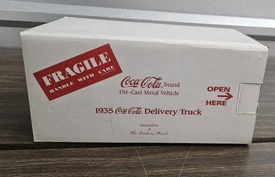 1/24 The Danbury Mint 1935 Coca-Cola Delivery Truck New Nib Rare die-cast - Image 1 of 4