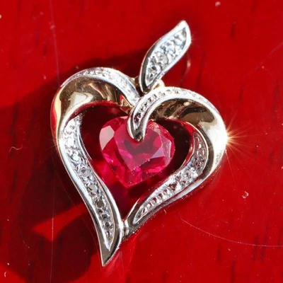 10k multi tone gold pendant 0.77ct lab-created ruby diamond open heart 1.5gr - Image 1 of 4