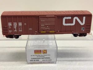 N Scale Micro Trains MTL 025 00 650 Canadian National CNA 419585 Box Car - Picture 1 of 4