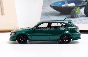 Modellino auto sportiva Mortal scala 1:64 HEC Green Altezza Wagon esposizione pressofusa - Foto 1 di 4