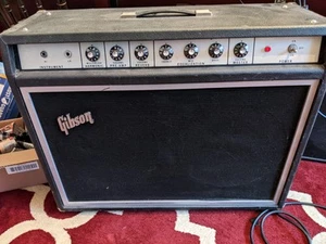 Gibson G-100A Guitar Amplifier. Twin 12" Speakers. Vintage 70’s. Serial # 51660. - Picture 1 of 10