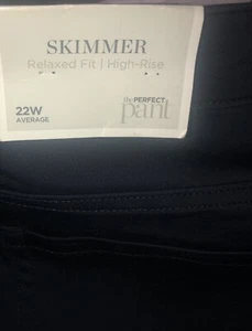 CJ Banks 22W NWT SKIMMER Crop Pants Straight Fit Mid Rise Blue 5296 - Picture 1 of 10