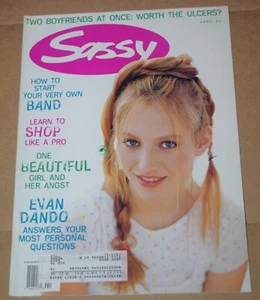 SASSY Magazine April 1994 Two Boyfriends at Once, Shop Like a Pro, Start a Band - Foto 1 di 3
