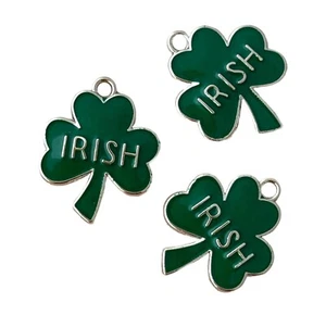 10 pcs Green Clover Charms Irish St Patricks Day Shamrock Bead Drops Pendants - Picture 1 of 3